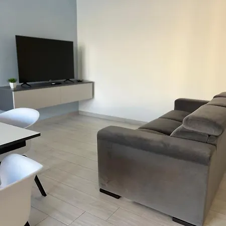 Terry House דירה