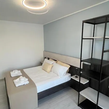 Terry House * Lecce