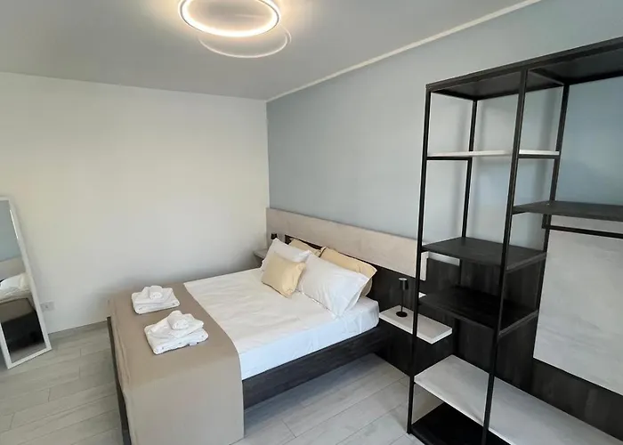 Terry House * לצ'ה